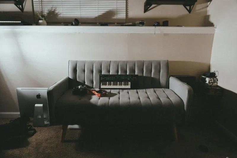 How to Show Product Size in a Photo Without a Model