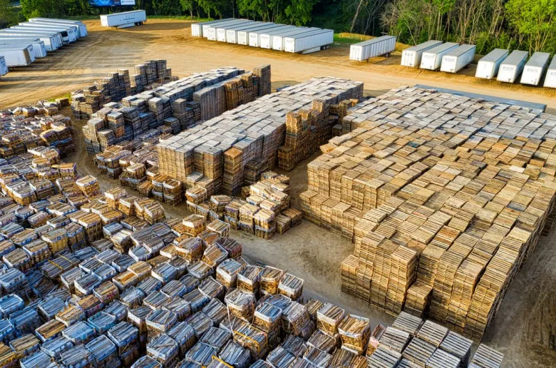 Palettenmaße für den Export: Standardgrößen und Containerpassung