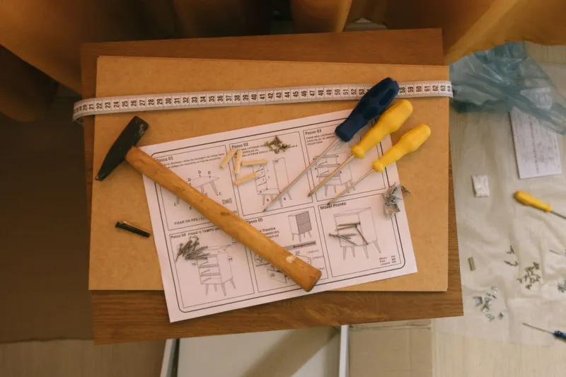Assembly Instructions for Flat Pack Furniture: 4 Formats