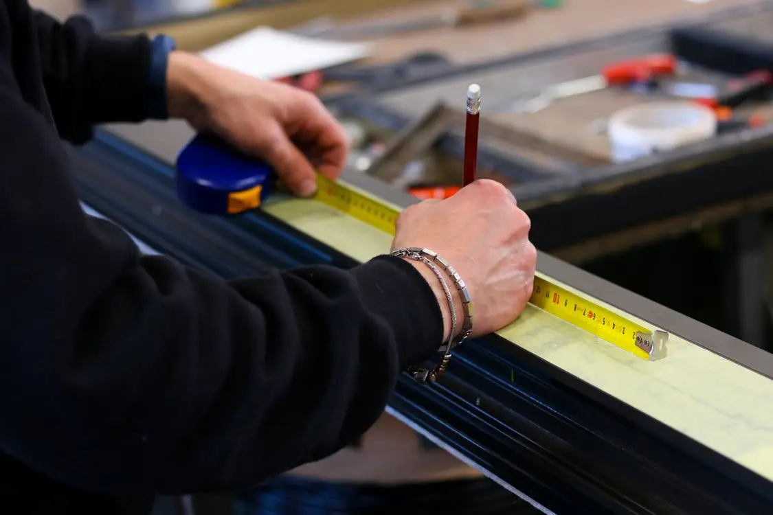 Aluminium Extrusion Slot Width: Why 2020 Is Not a Spec