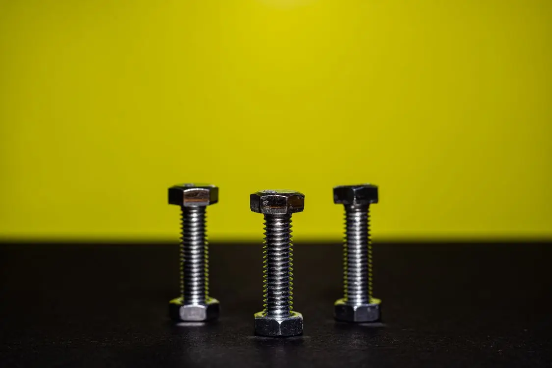 A2-70 vs A4-80: What the Bolt Head Marking Really Says